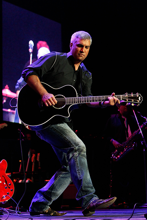 Taylor Hicks performs onstage during Bama Rising: A Benefit Concert For Alabama Tornado Recovery at the Birmingham Jefferson Convention Complex on June 14, 2011 in Birmingham, Alabama. Bama Rising: A Benefit Concert For Alabama Tornado Recovery - Performance Birmingham, AL United States June 14, 2011 Photo by Skip Bolen/Alabama Relief/Getty Images North America
