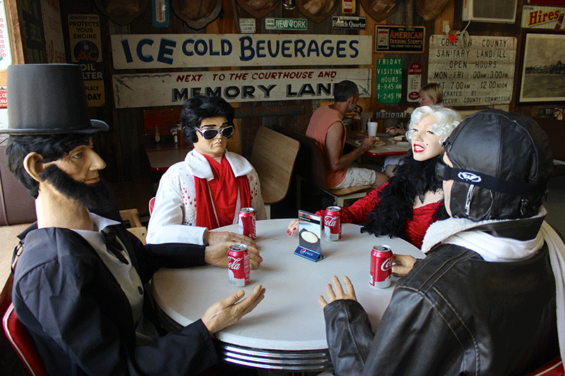 Don’t be surprised to see Abe, Elvis, Marilyn and a pilot named Leroy at their favorite table when you visit Bubba’s BBQ.