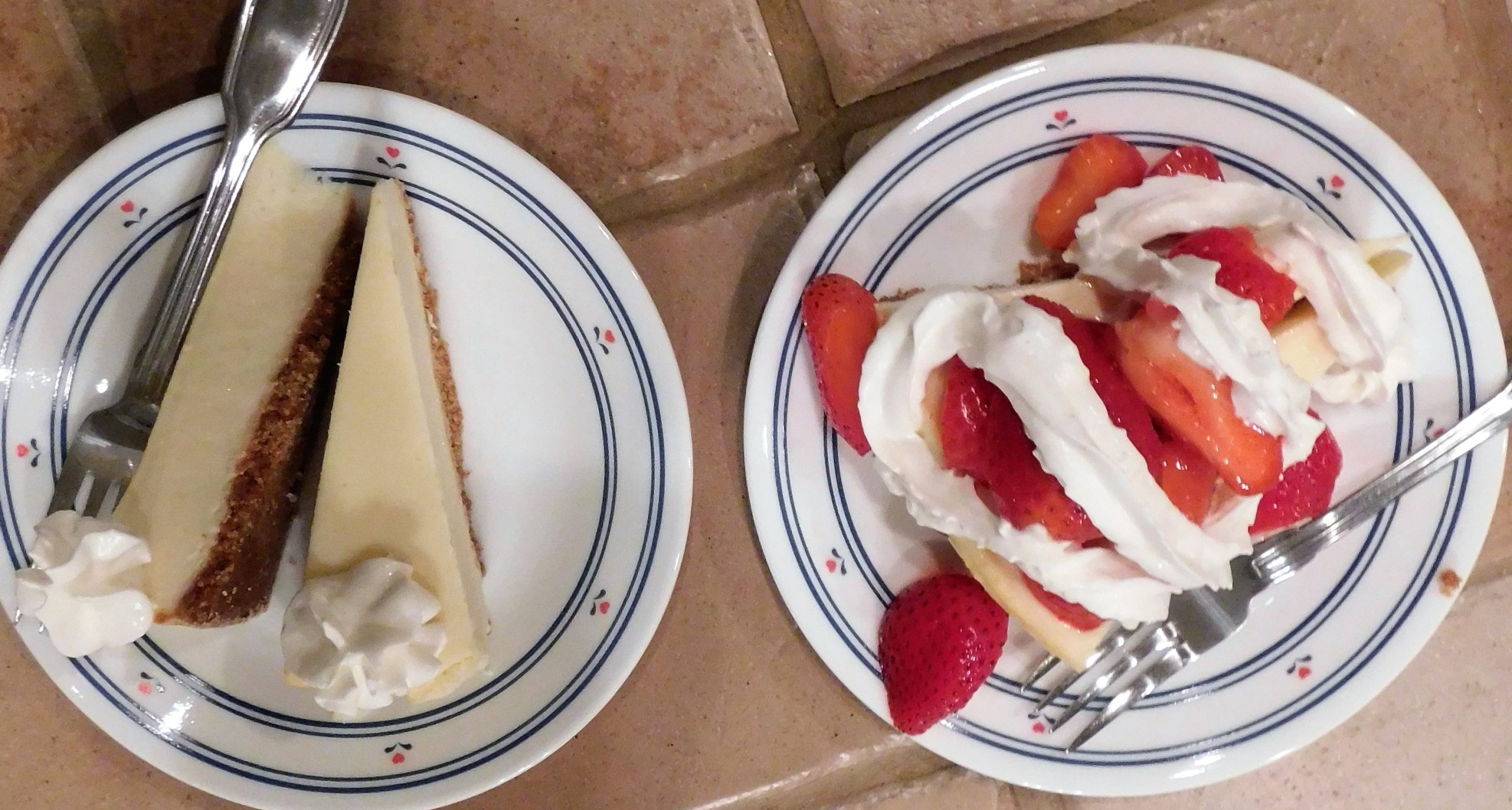 national-cheesecake-day-is-july-30th-a-delicious-dessert-that-is-loved-by-millions-around-the-it-is_t20_QaVJLy