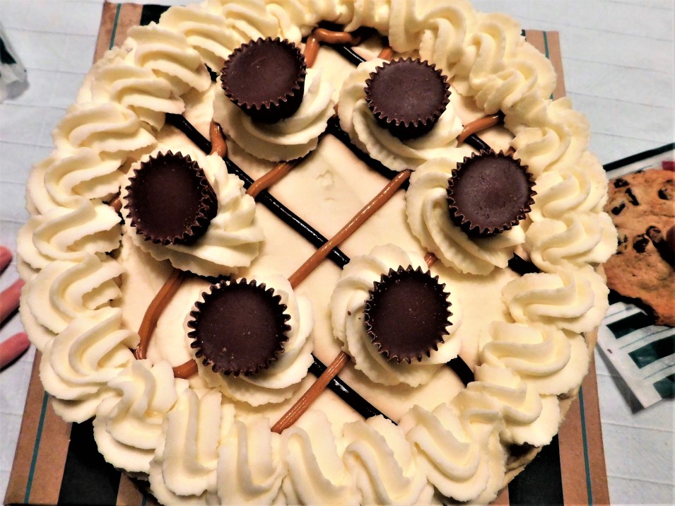 pretty-pies-a-peanut-butter-french-silk-pie-with-whipped-cream-and-peanut-butter-cups-a-treat-for_t20_4lp2kO
